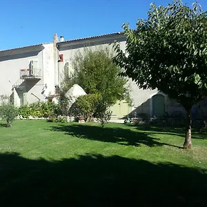 Hébergement de vacances Grange Voutée Avec Jardin